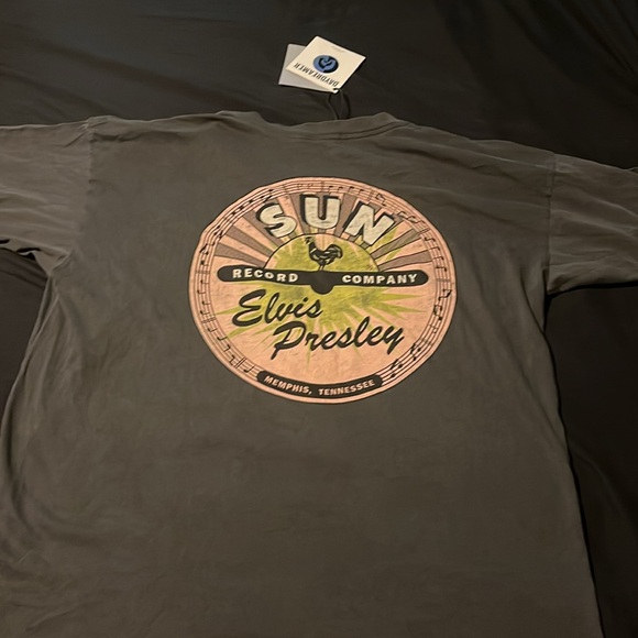 Elvis Presley Daydreamer Sun Records Shirt - Picture 5 of 7